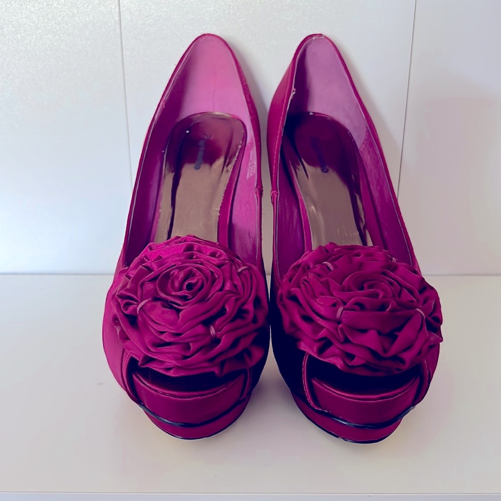 Fabulous Fuchsia Heels